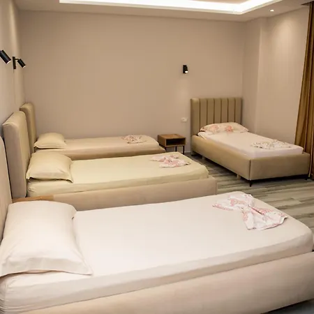 Hotel New Donantelo 3*