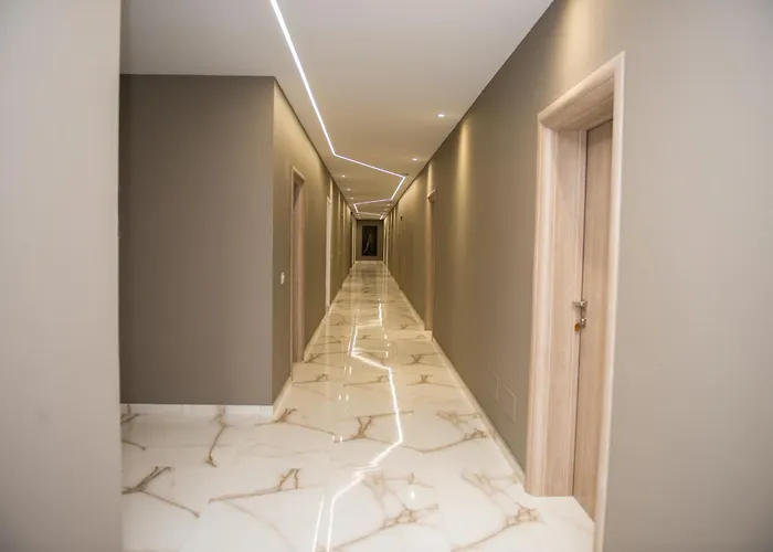 New Donantelo Hotel