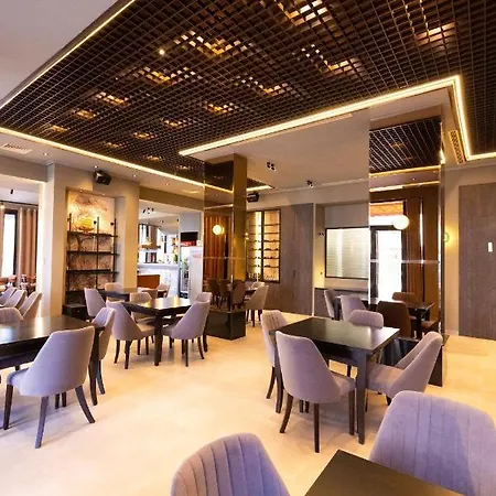 酒店 New Donantelo Vlorë