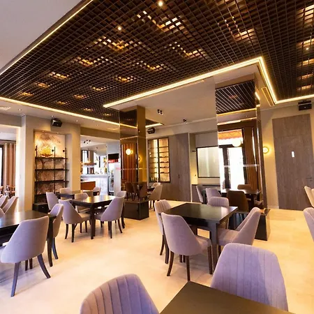 New Donantelo 酒店 Vlorë