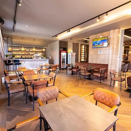 Hotel Donantelo Vlore