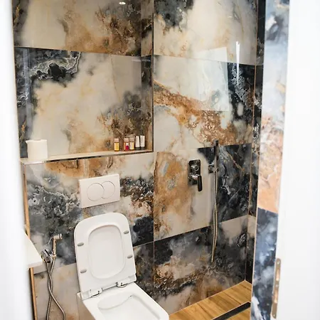 酒店 New Donantelo Vlorë