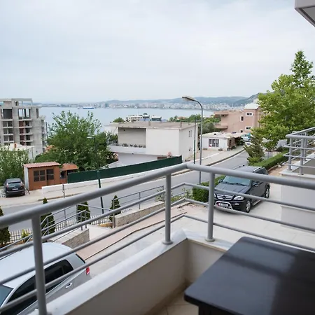 酒店 New Donantelo Vlorë