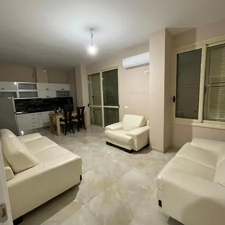 Donantelo Hotel 3*